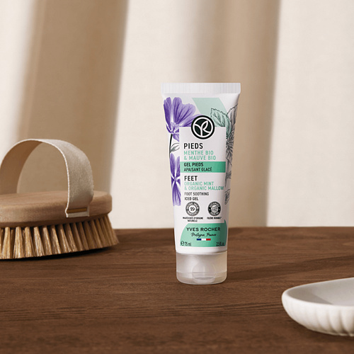 Upokojujúci chladivý gél na nohy